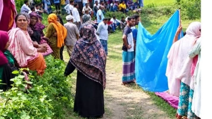 ঠাকুরগাঁওয়ের বালিয়াডাঙ্গীতে পুকুর থেকে অন্তঃসত্ত্বা নারীর মরদেহ উদ্ধার
